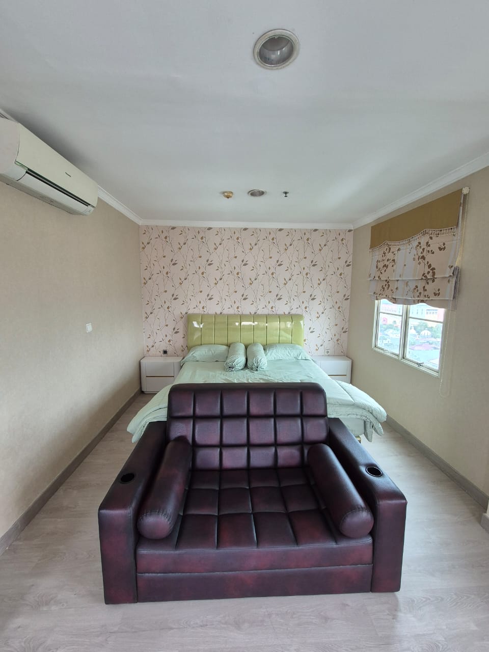 Disewa apartemen French Walk MOI posisi hook furnished