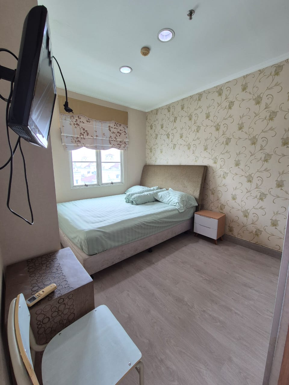 Disewa apartemen French Walk MOI posisi hook furnished