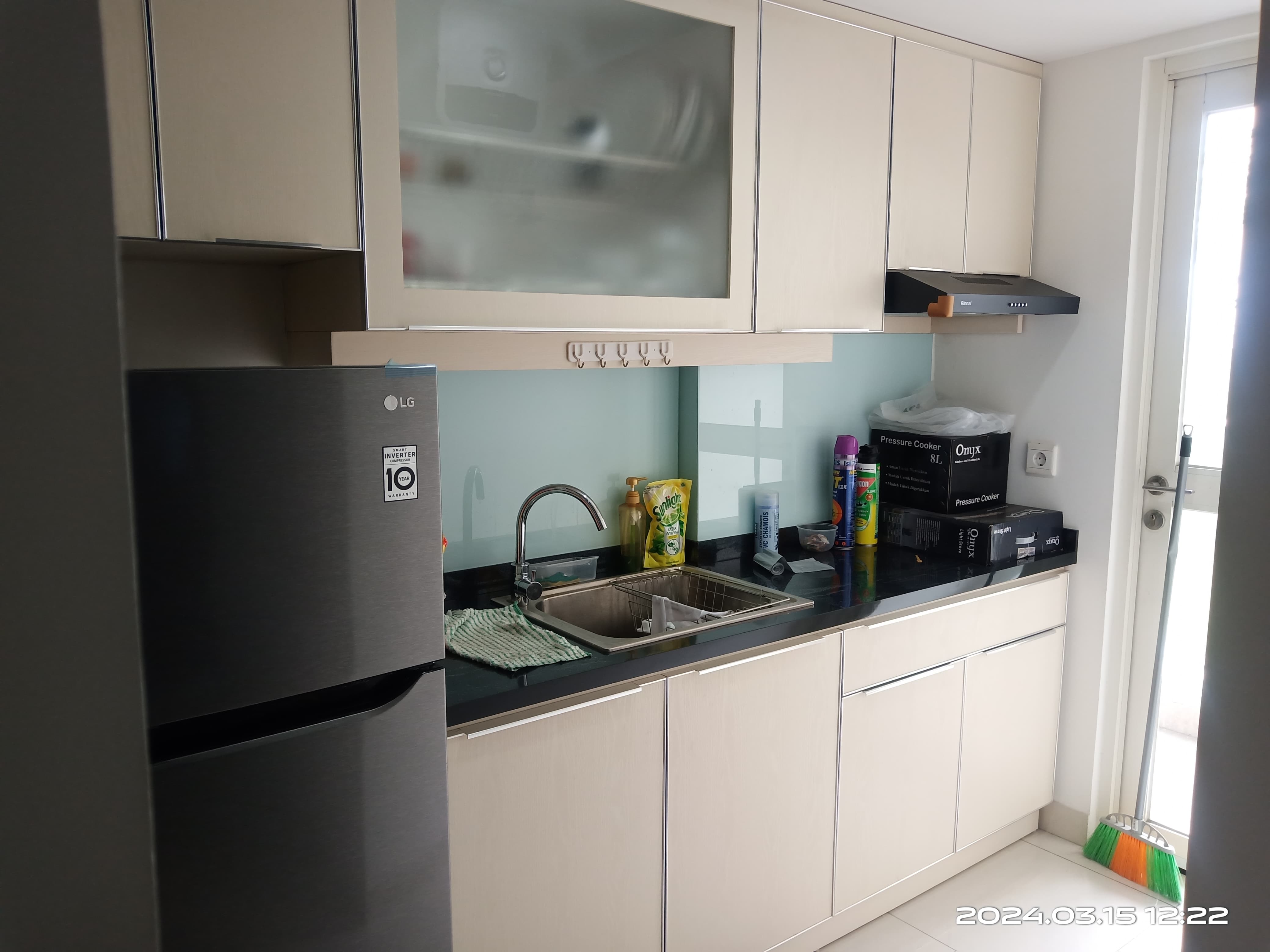 Disewa apartemen The Kensington Tower Dallington 1BR siaphuni