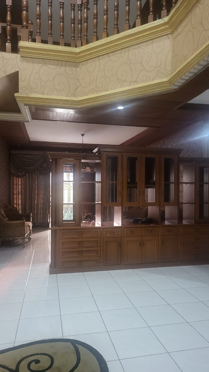 Disewa rumah besar siaphuni di Duren Sawit Rumah dikontrakkan di