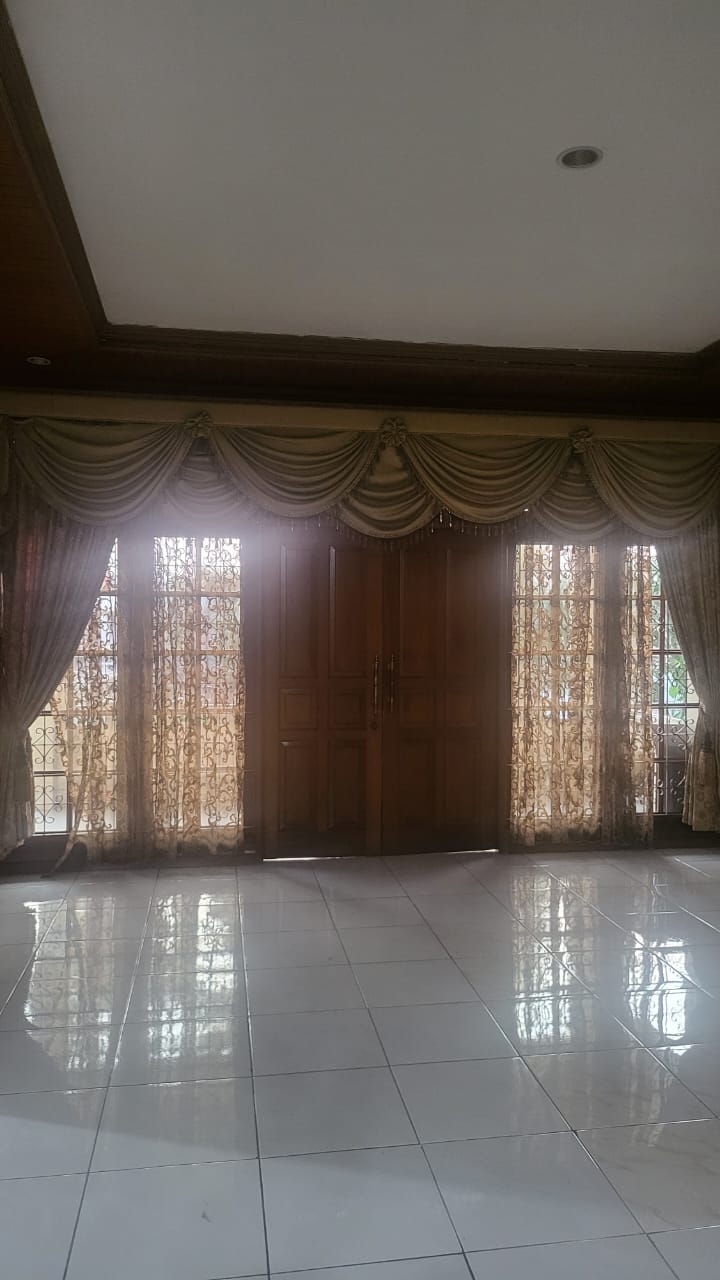 Disewa rumah besar siaphuni di Duren Sawit Rumah dikontrakkan di