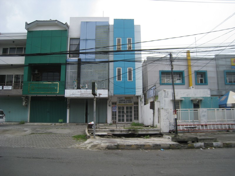 Dijual Ruko SiapGuna SHM di Raya Darmo Permai Utara, Surabaya