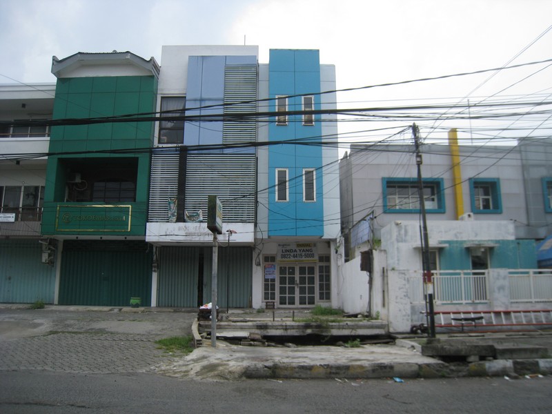 Dijual Ruko SiapGuna SHM di Raya Darmo Permai Utara, Surabaya