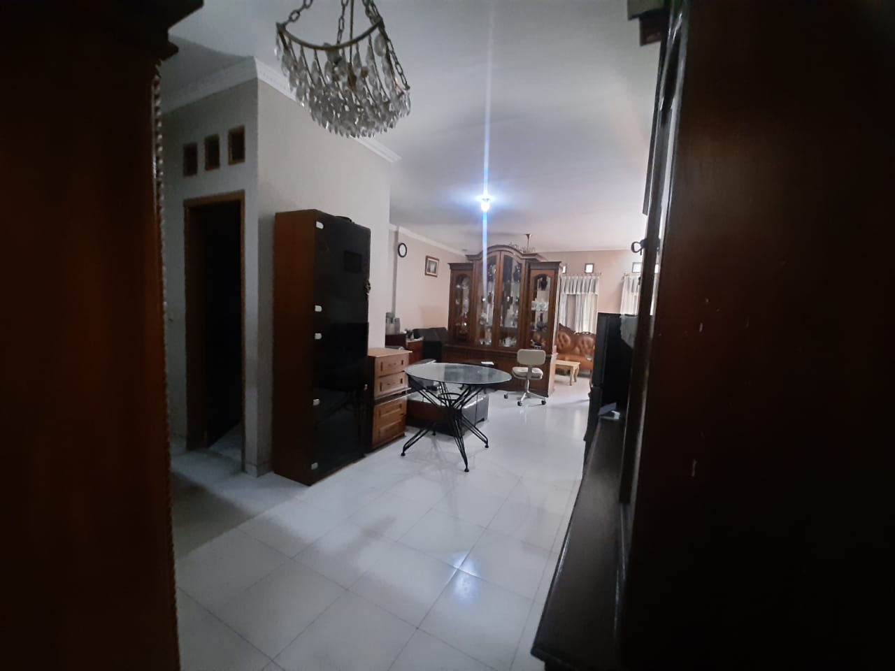 DIJUAL CEPAT RUMAH BERTINGKAT SIAP HUNI  JATIWARINGIN