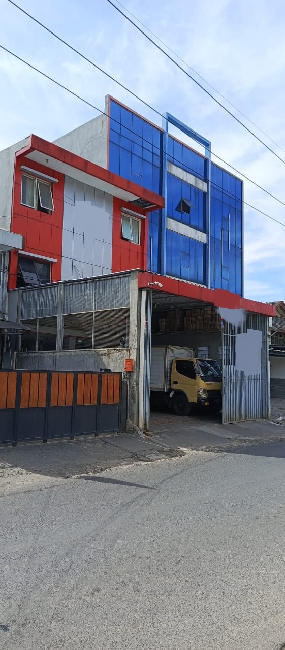 Dijual ruko BU gandeng connect di Kelapa Dua, Kebon Jeruk