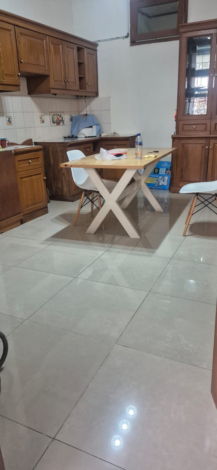 Sewa rumah bisa untuk kantor di area Kayu Putih