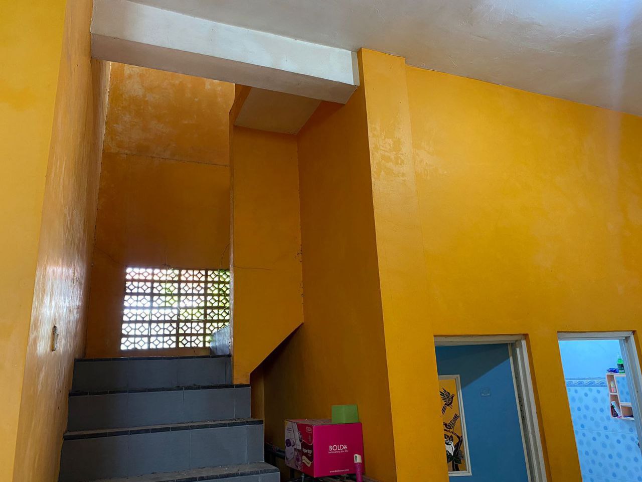 Dijual Rumah Strategis di Kebomas, Gresik!