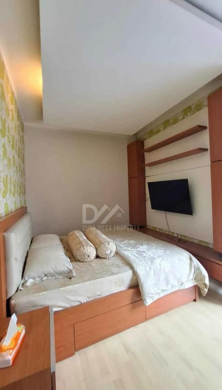 Dijual Cepat! Rumah Cantik dan Luas di Bintaro Sektor 7