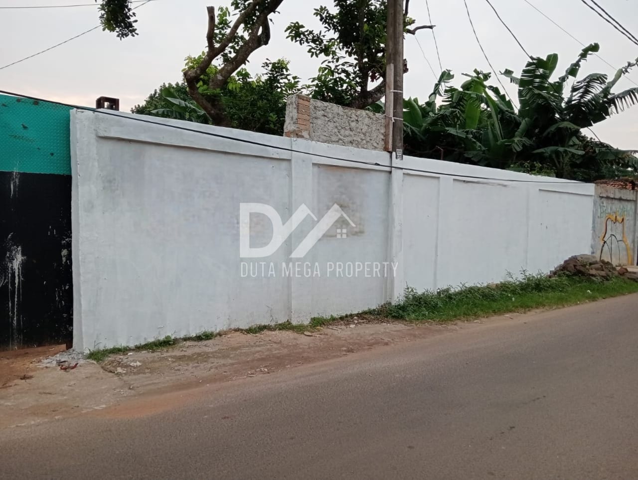 Dijual Cepat Tanah + Gudang Strategis di Jelupang, Tangerang Sel