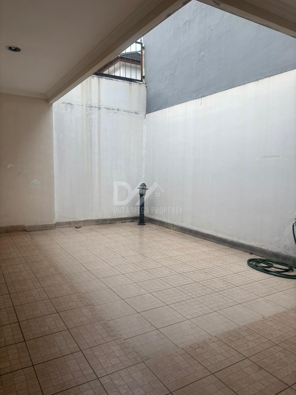 Dijual Rumah Siap Huni dalam Perumahan di Serpong Utara, Tangsel