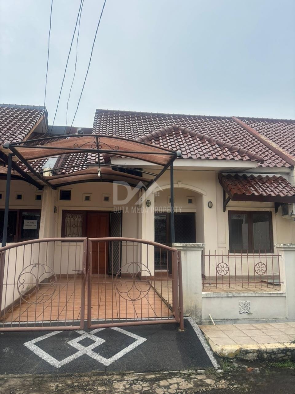 Dijual Rumah Siap Huni dalam Perumahan di Serpong Utara, Tangsel