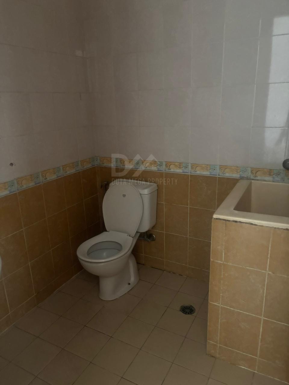 Dijual Rumah Siap Huni dalam Perumahan di Serpong Utara, Tangsel