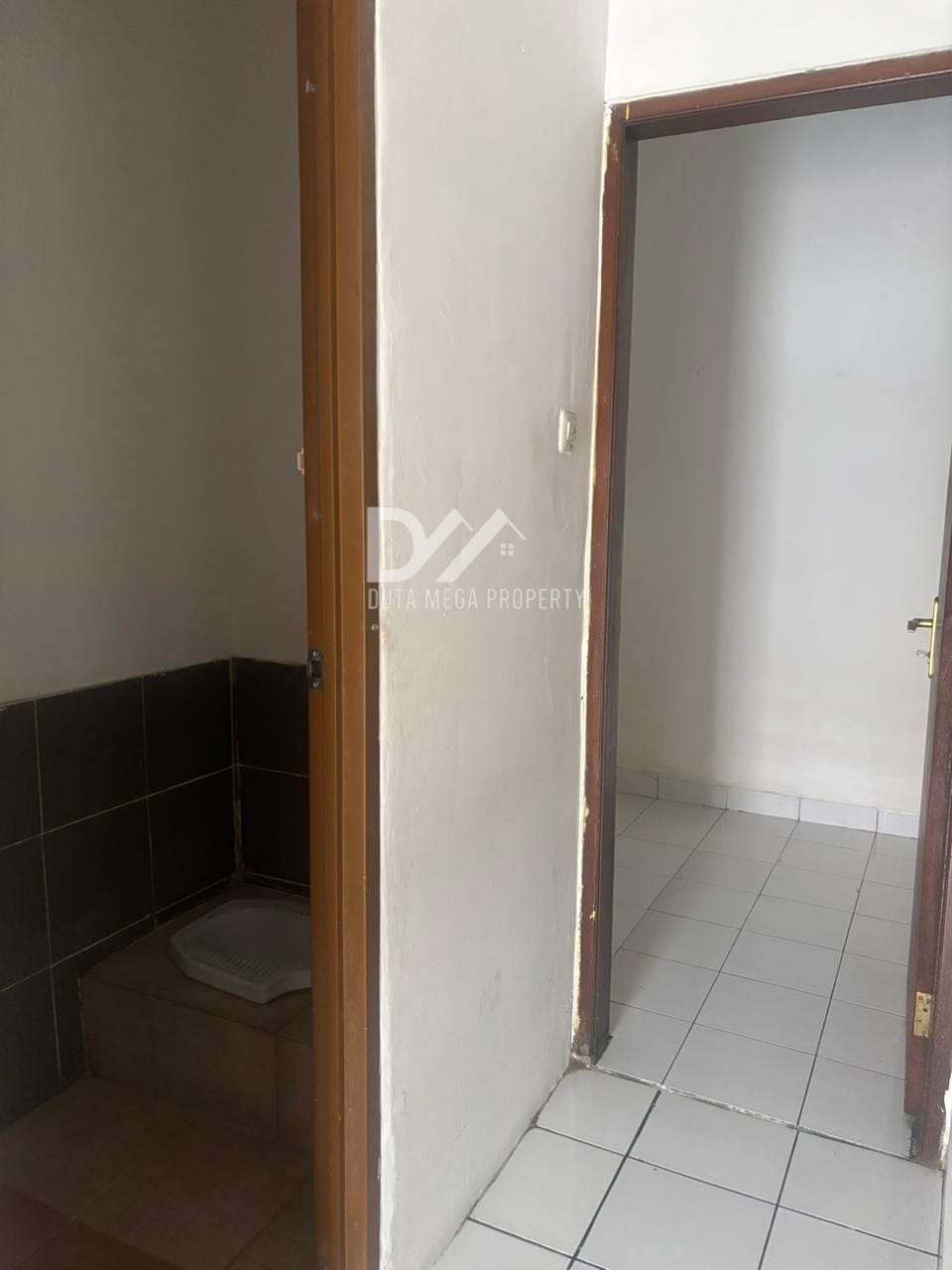 Dijual Rumah Siap Huni dalam Perumahan di Serpong Utara, Tangsel