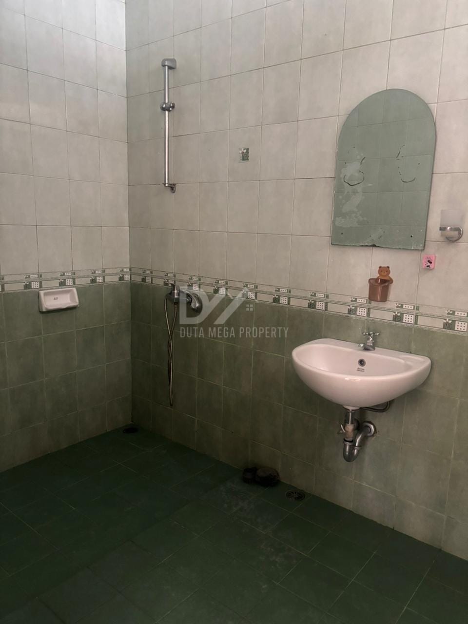 Dijual Rumah Siap Huni dalam Perumahan di Serpong Utara, Tangsel