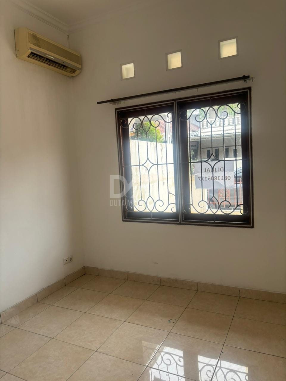 Dijual Rumah Siap Huni dalam Perumahan di Serpong Utara, Tangsel