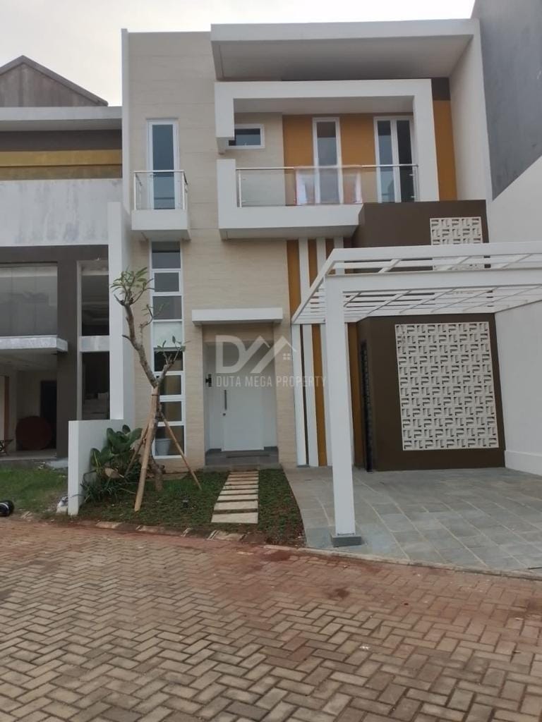 Dijual Rumah Mewah 2,5 Lantai di Cluster Pasar Minggu
