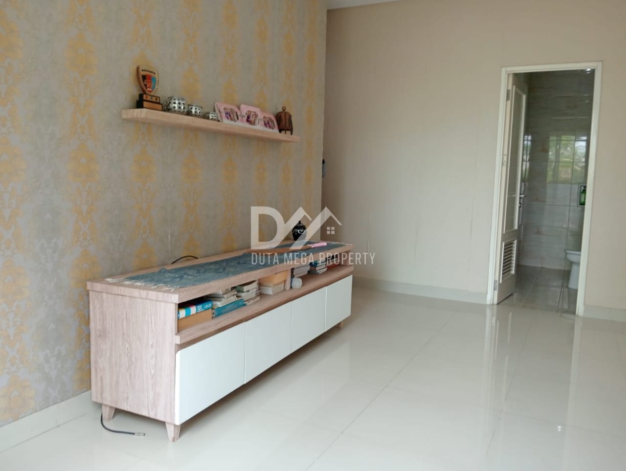 Dijual Rumah Furnished Siap Huni – Jelupang, Serpong Utara