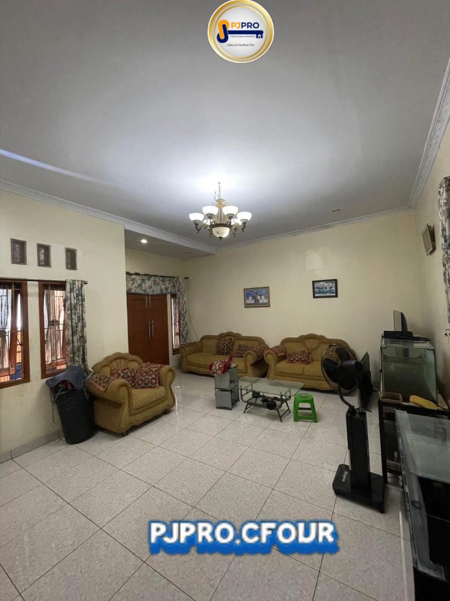 Dijual Rumah Bagus dengan Hadap Utara di Griya Mustikasari