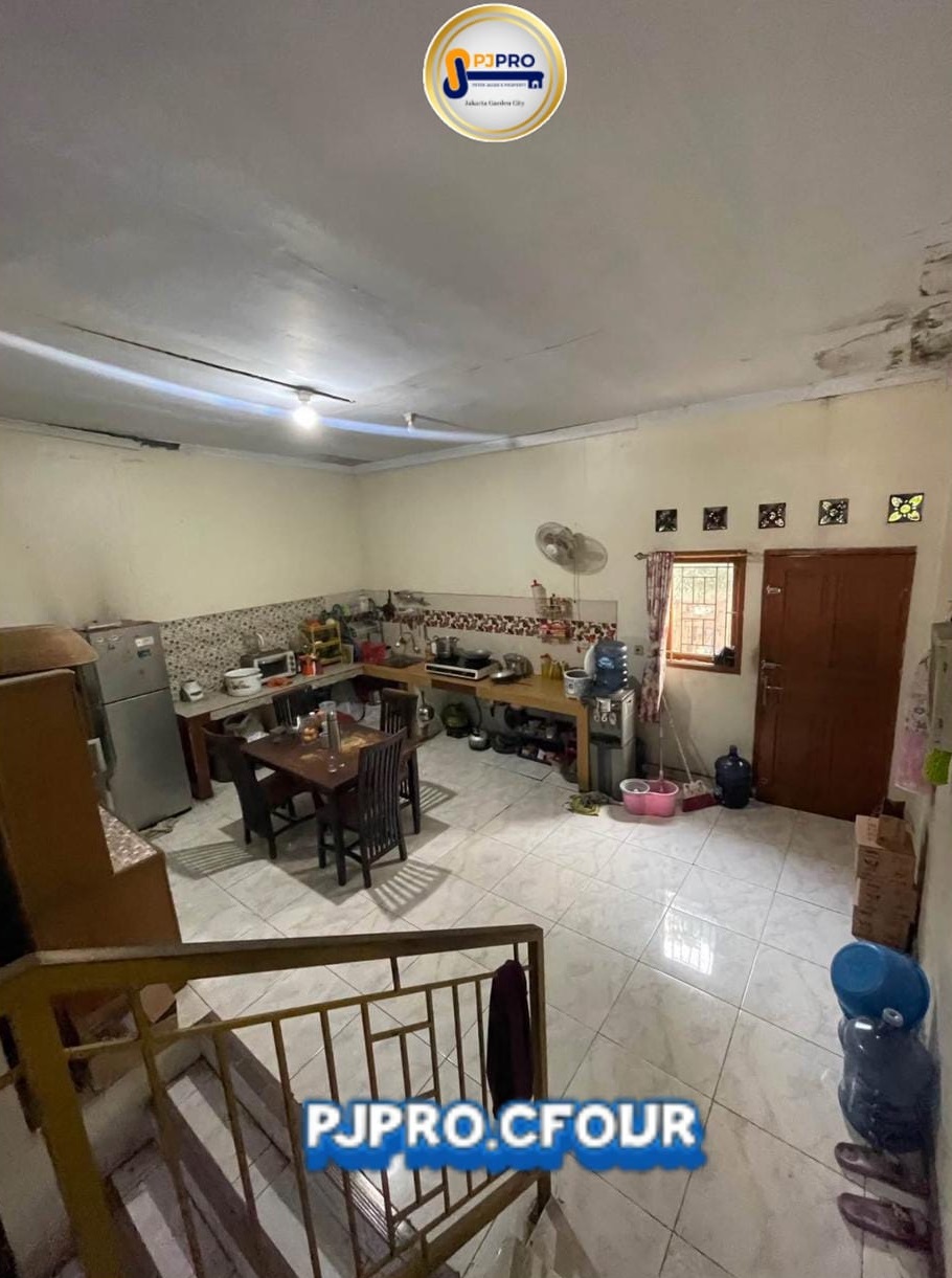 Dijual Rumah Bagus dengan Hadap Utara di Griya Mustikasari