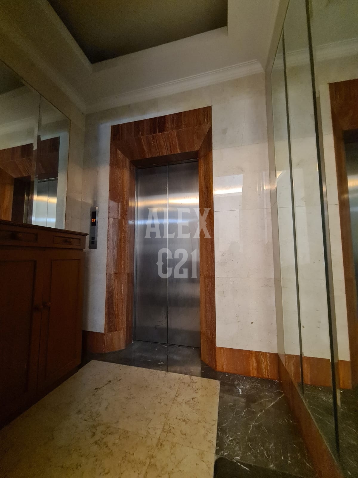 Disewa Apartemen Belagio Mansion private lift, Jakarta Selatan