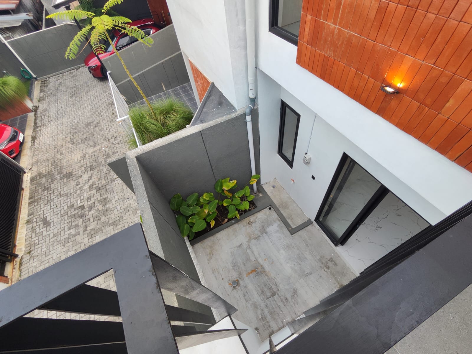 RUMAH SIAP HUNI 2 LANTAI DI JOGJA