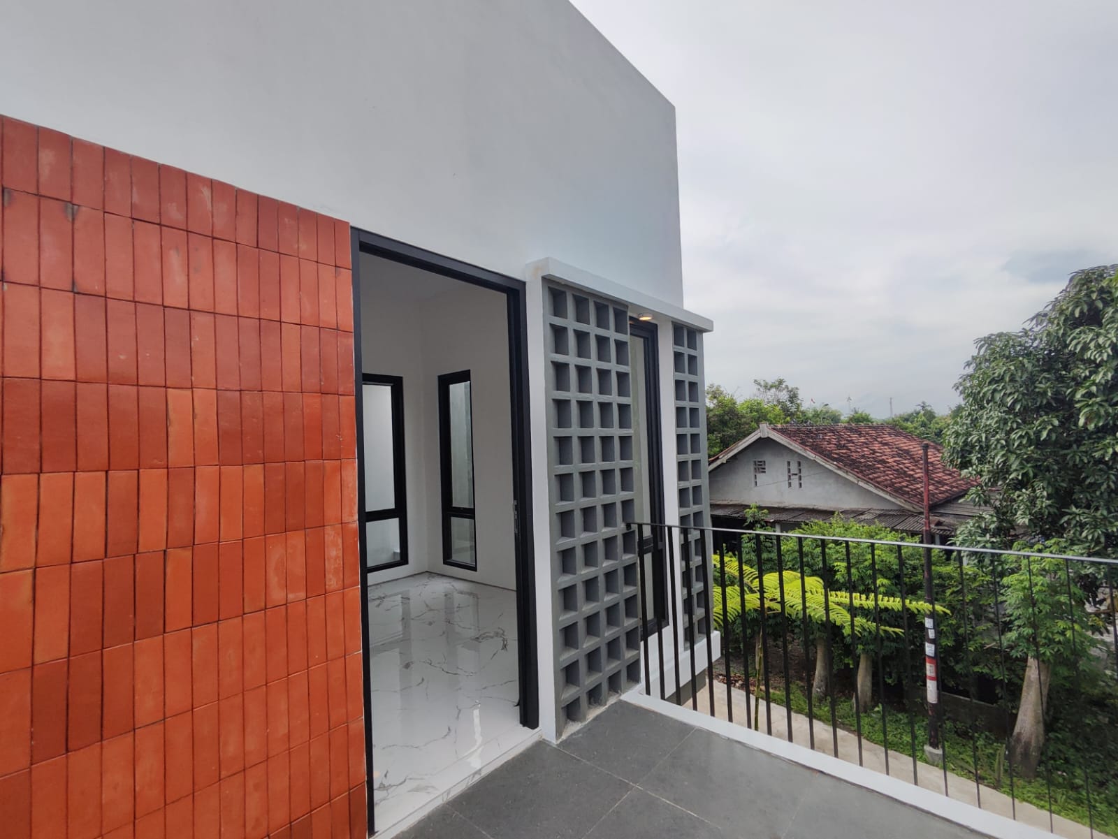 RUMAH SIAP HUNI 2 LANTAI DI JOGJA