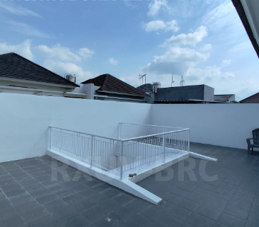 🏡 Rumah Siap Huni di Wisata Bukit Mas Surabaya!