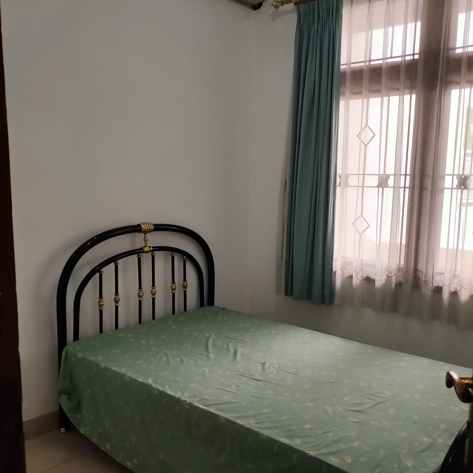 Disewakan rumah bisa untuk kantor di area Kayu Putih