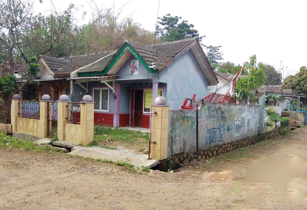 RUMAH DI GRIYA CILEUNGSI BOGOR