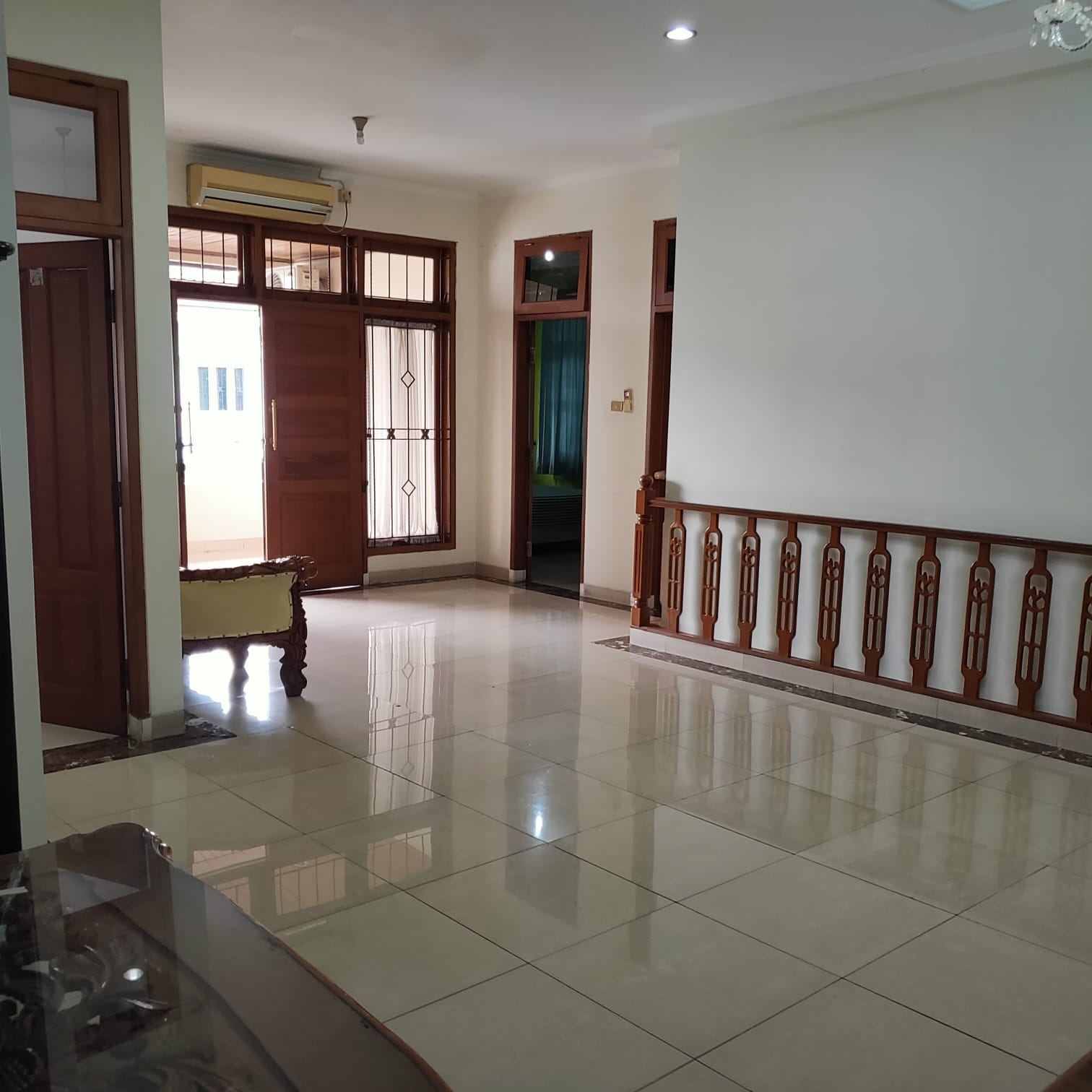Disewakan rumah bisa untuk kantor di area Kayu Putih