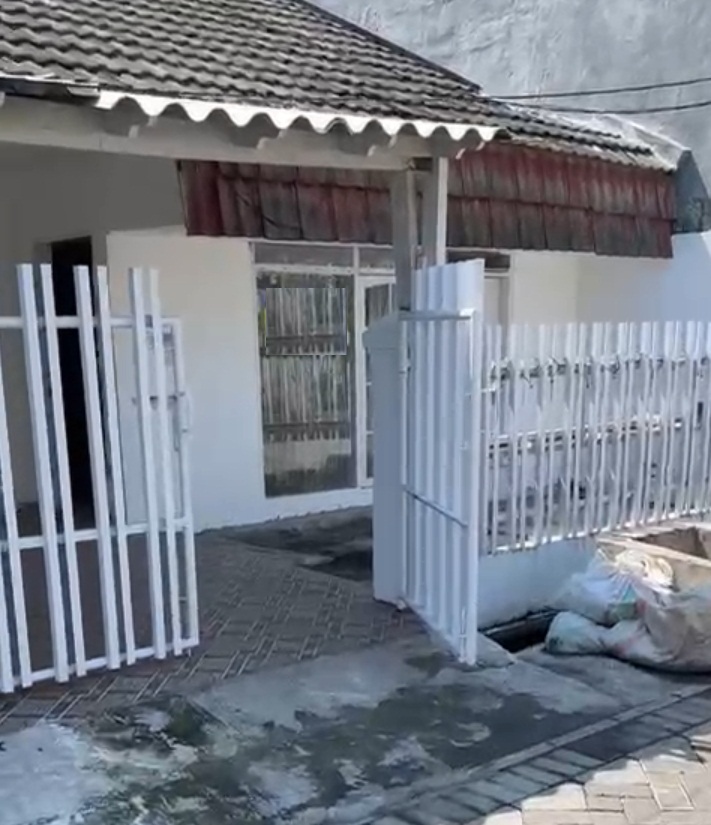 rumah disewakan sutorejo tengah surabaya