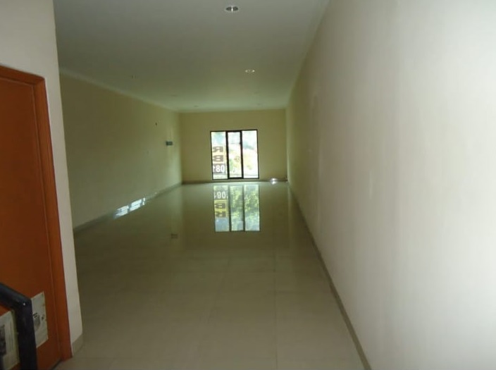 Disewakan ruko di Pos Pengumben, Kelapa Dua, Kebon Jeruk