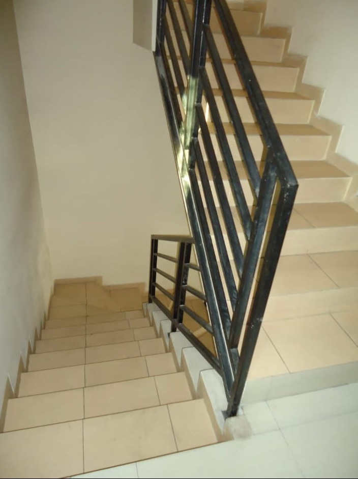 Disewakan ruko di Pos Pengumben, Kelapa Dua, Kebon Jeruk