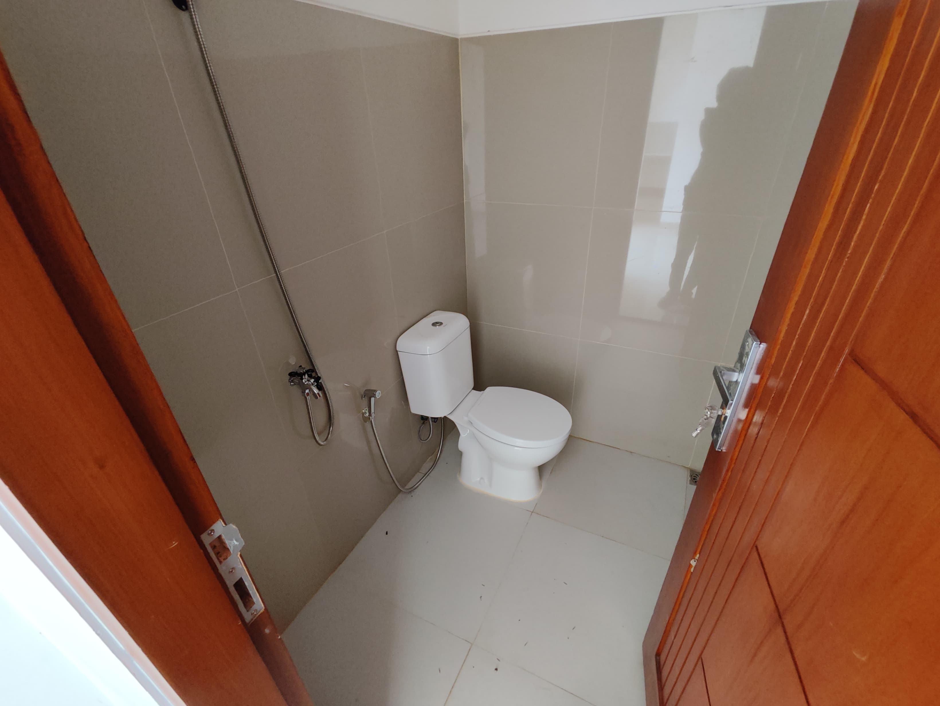 DIJUAL RUMAH SIAP HUNI DEKAT ALUN-ALUN PASEBAN