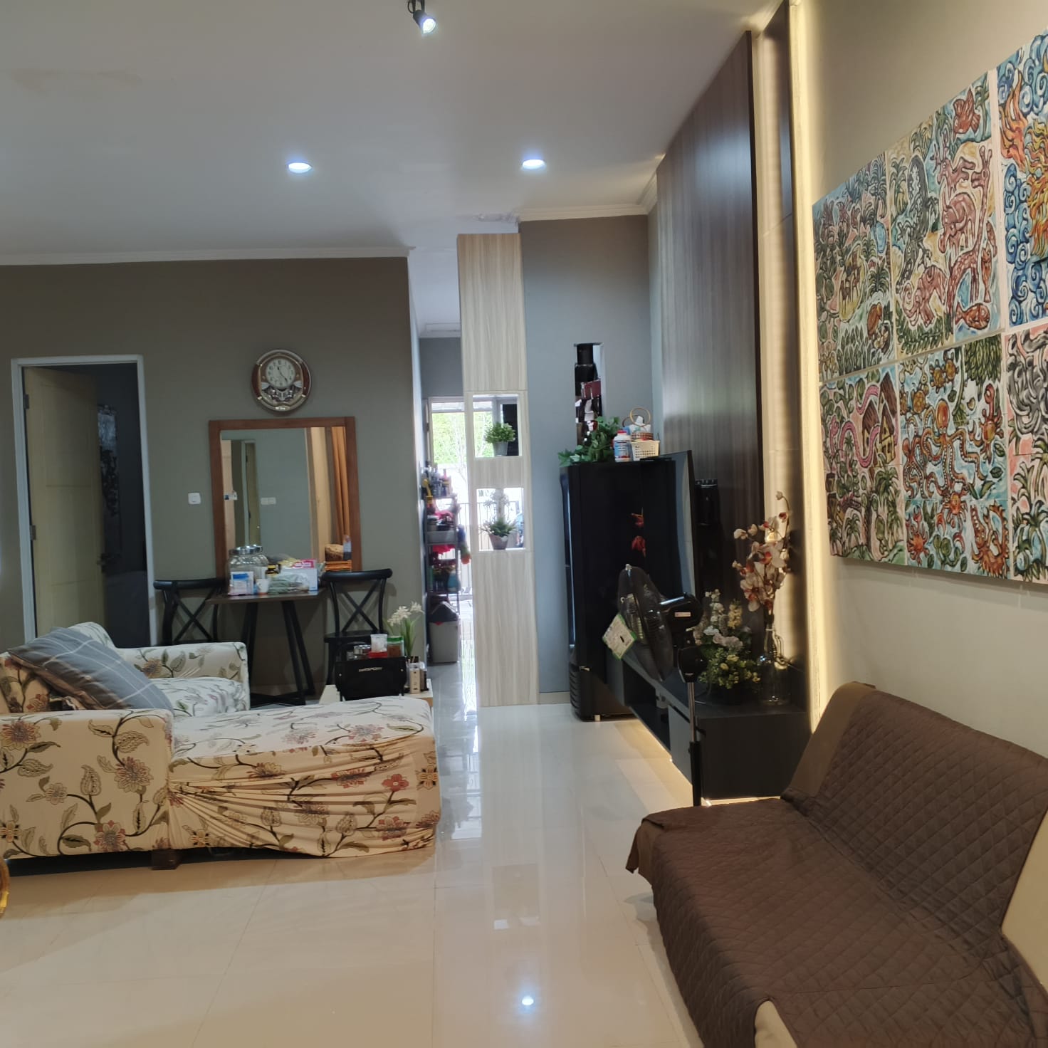 Jual rumah dikomplek mewah di Cinere, Depok, Jawa Barat