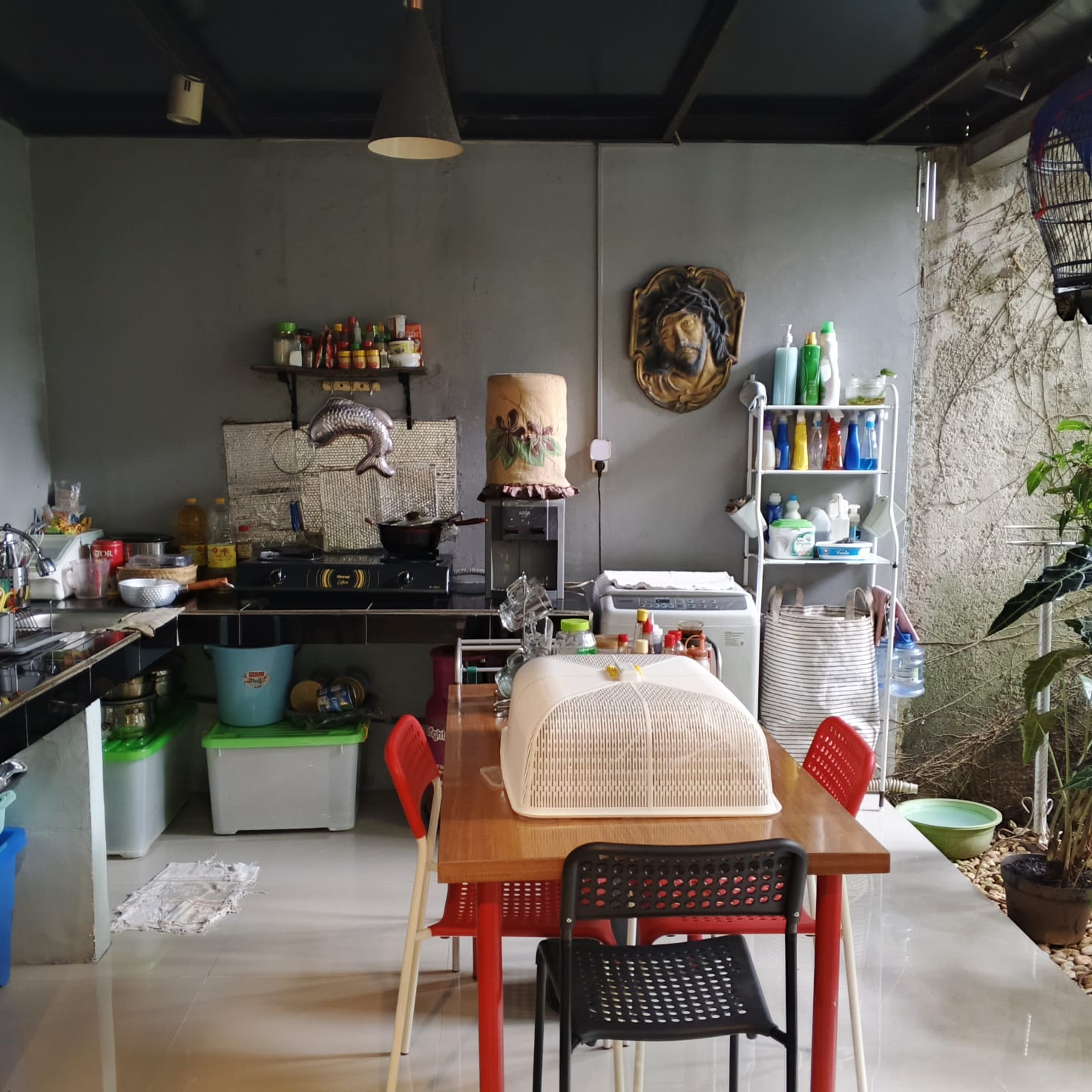 Jual rumah dikomplek mewah di Cinere, Depok, Jawa Barat