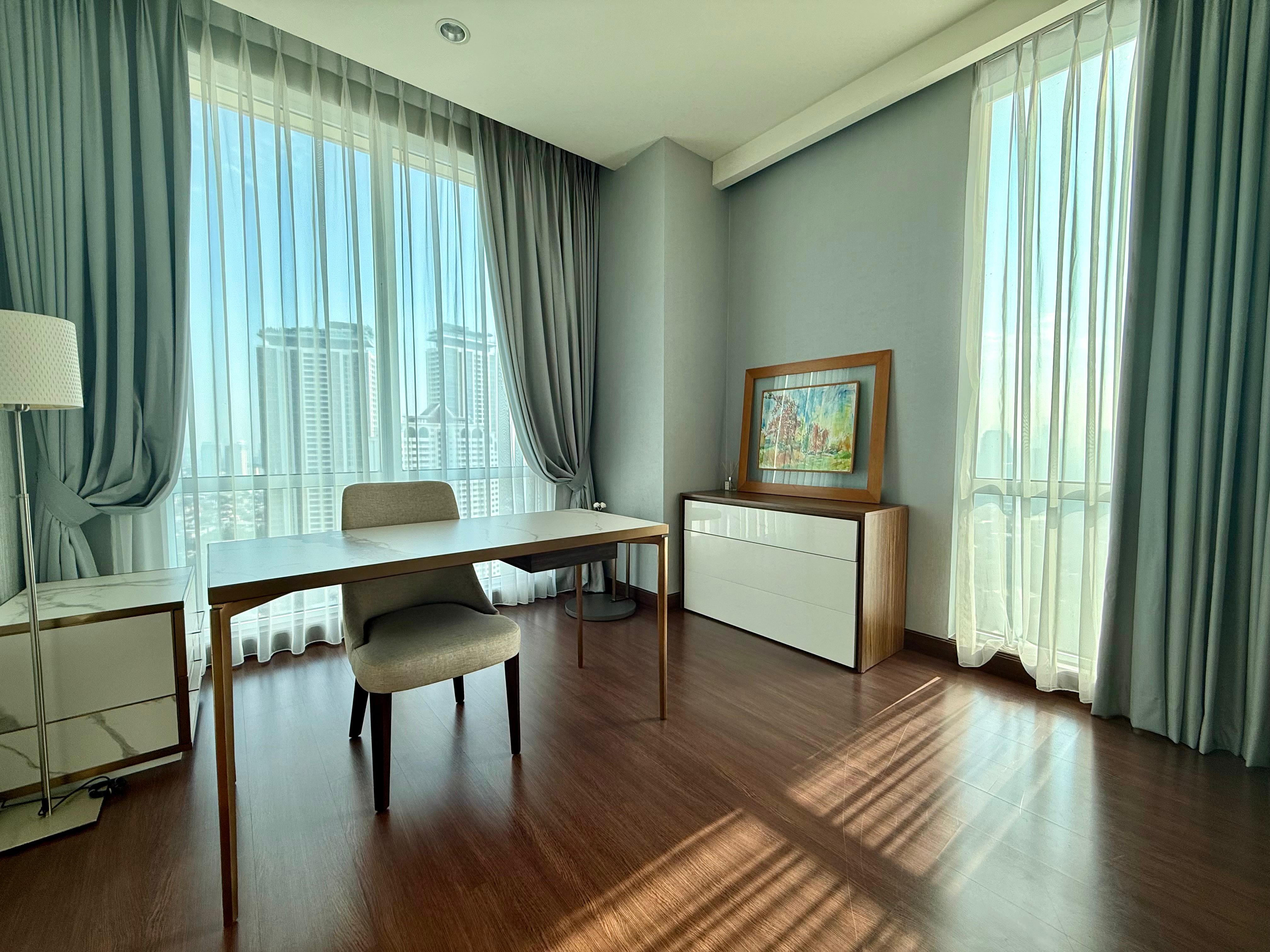 Dijual Apartemen 2 bedrooms Pakubuwono House, Kebayoran Baru