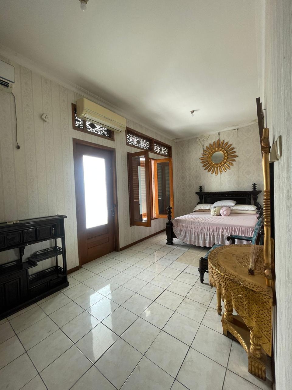 Disewakan rumah di Bintaro Jaya Sektor 2, Rengas, Ciputat Timur