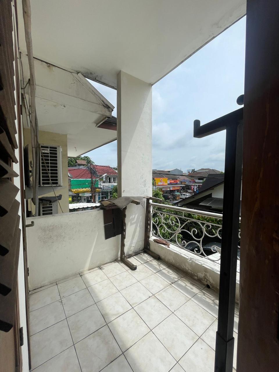 Disewakan rumah di Bintaro Jaya Sektor 2, Rengas, Ciputat Timur