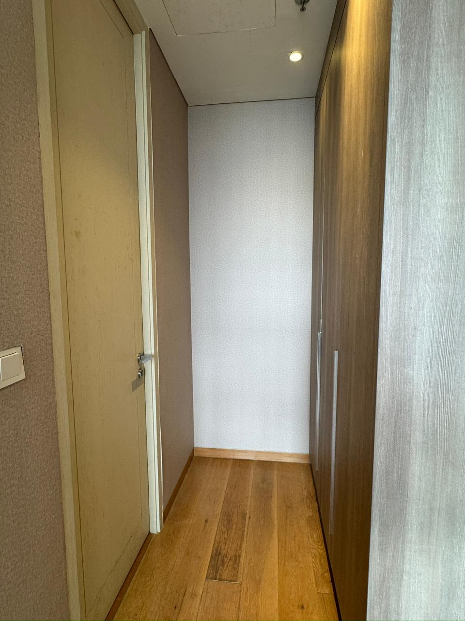 Dijual Cepat Apartemen Izzara 2BR Full Furnished – Lantai 21, Vi