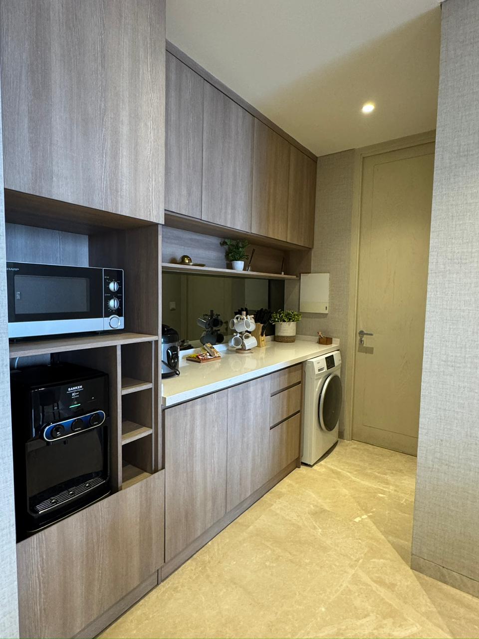 Dijual Cepat Apartemen Izzara 2BR Full Furnished – Lantai 21, Vi