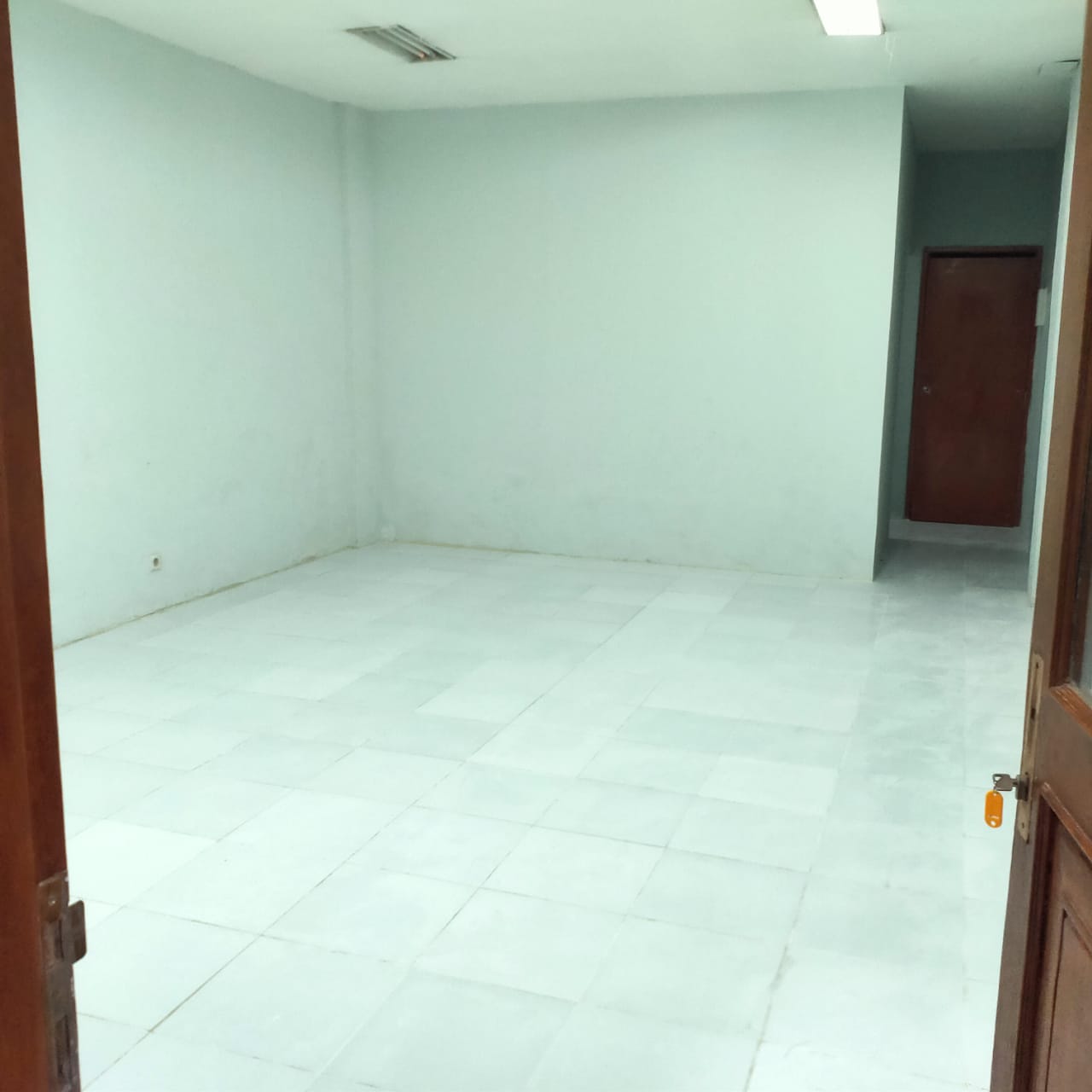 Disewakan office space di Senen, Jakarta Pusat
