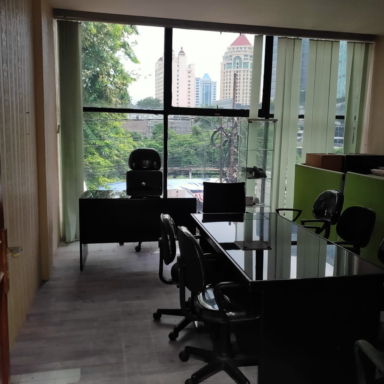 Disewakan office space di Senen, Jakarta Pusat