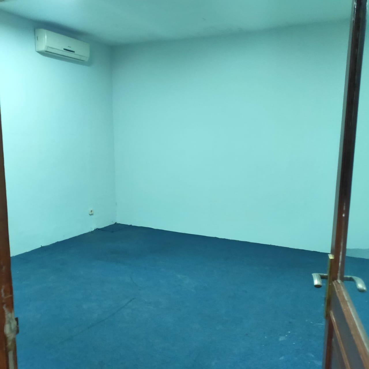 Disewakan office space di Senen, Jakarta Pusat