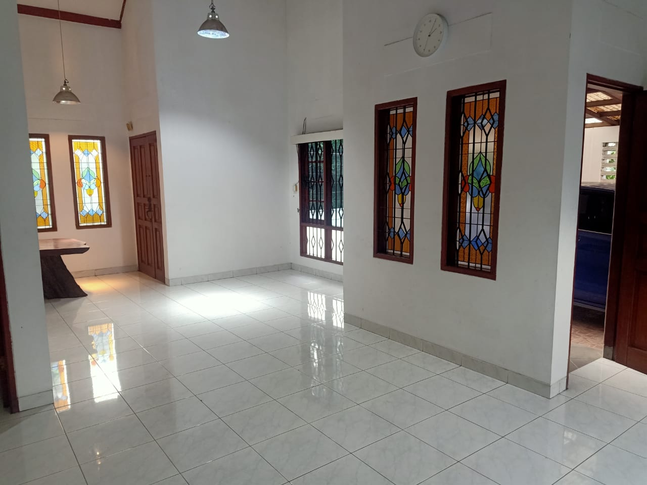 Disewakan rumah town house plus swiming pool di Cilandak Barat