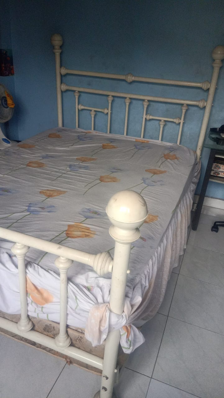 Disewakan rumah town house plus swiming pool Cilandak Barat