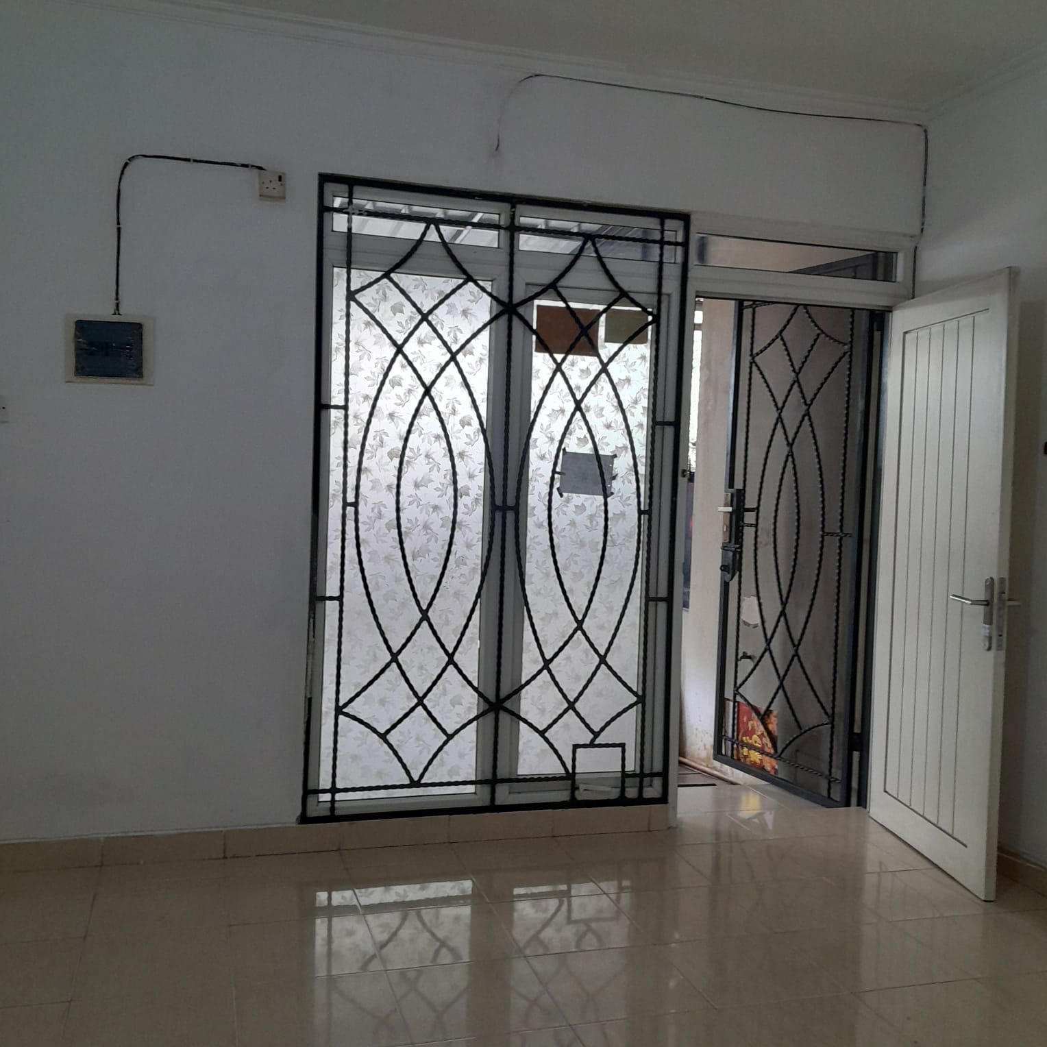Dijual Rumah Park Residence Taman Surya uk 4x12m Jakarta Barat