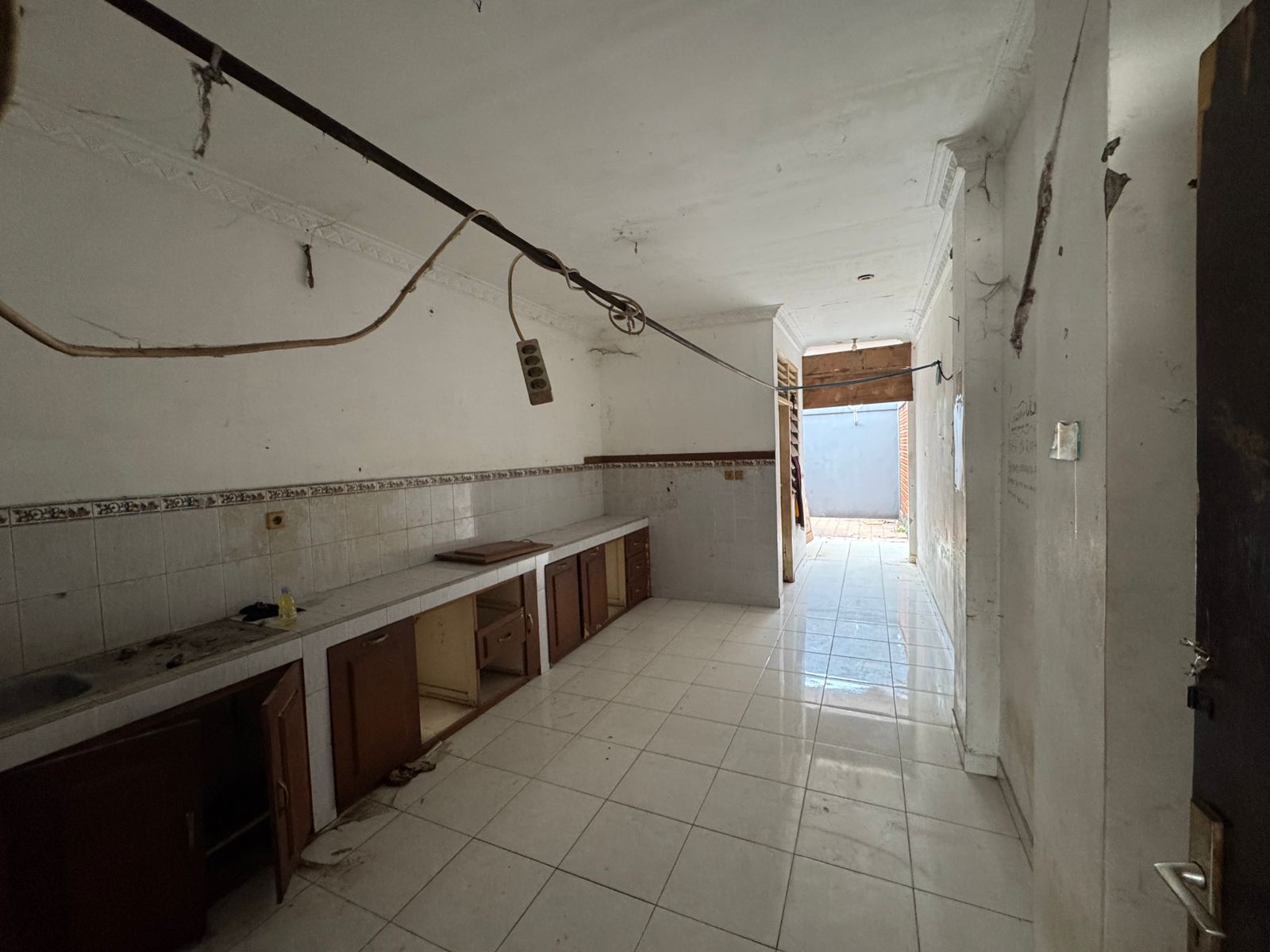 Dijual Rumah Komplek Pertambangan di  Pos Pengumben, JakBar