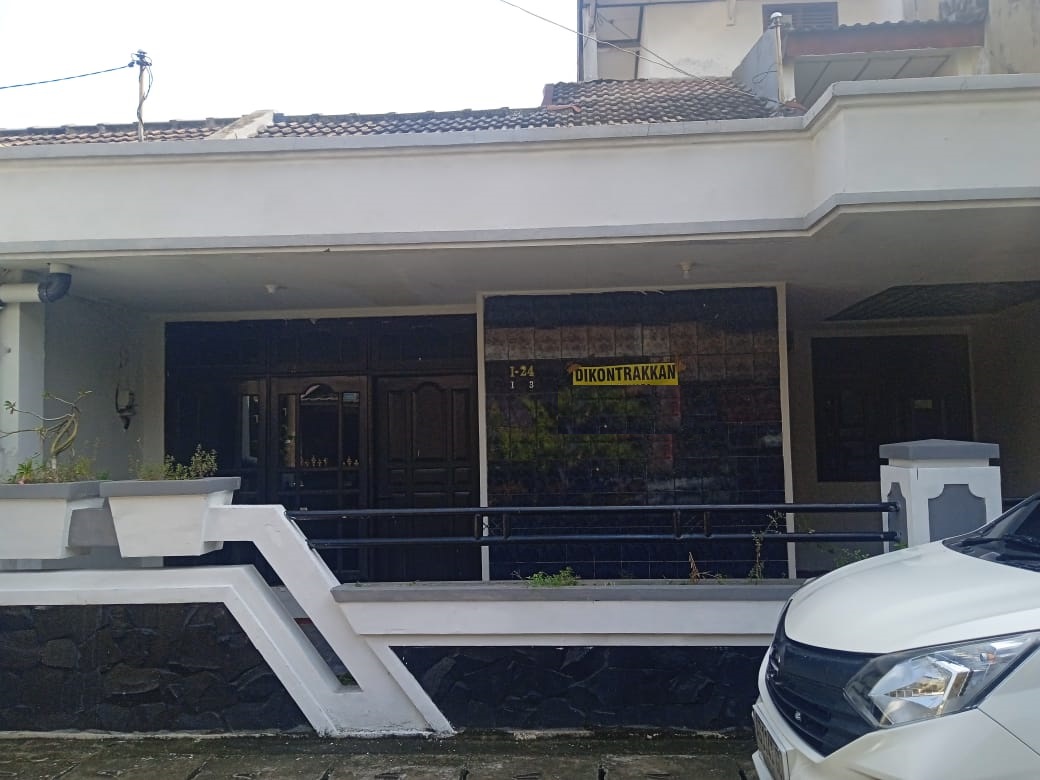 rumah disewakan taman pondok indah surabaya