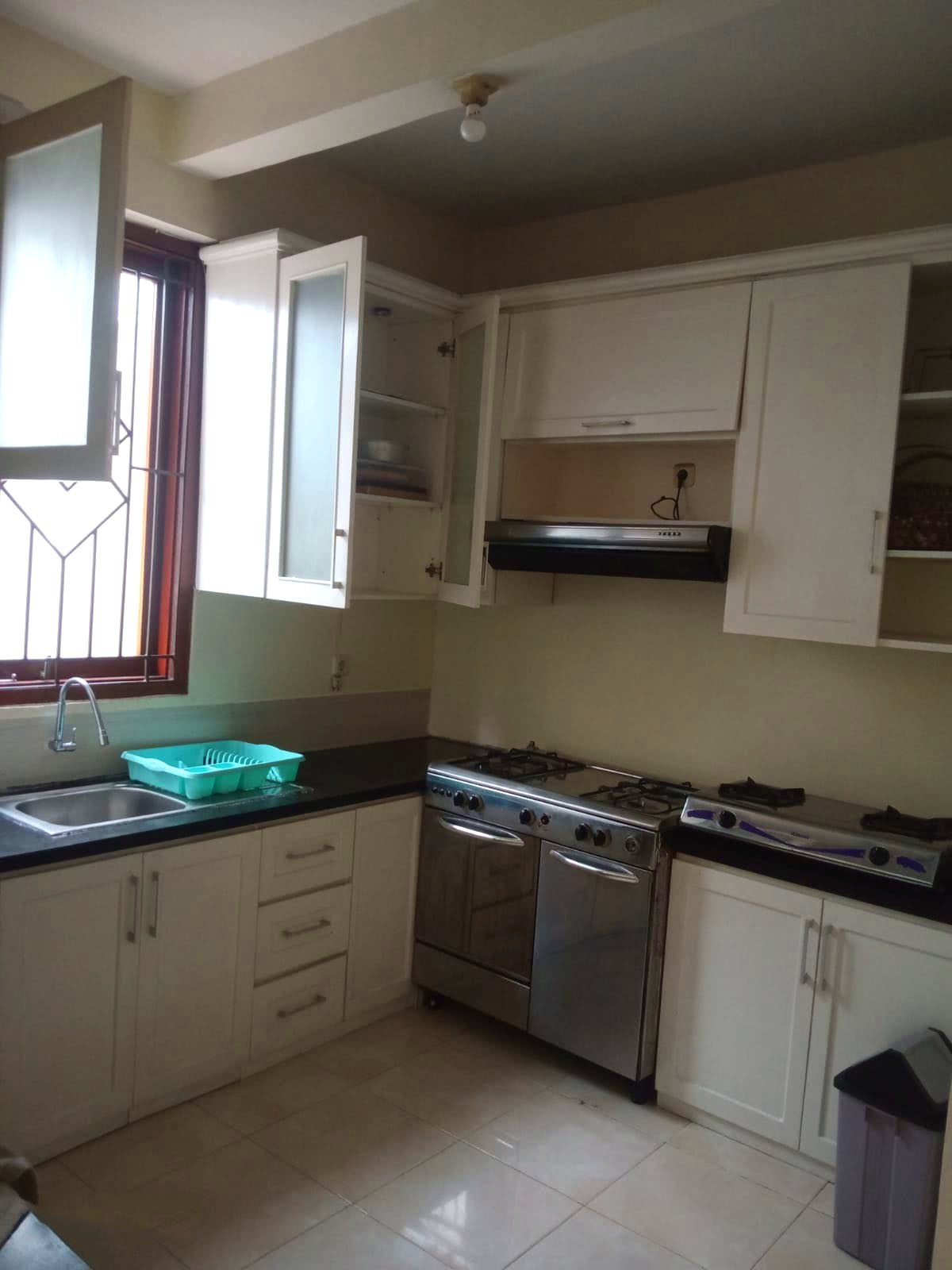 Rumah Full Furnish Serasa Villa Dgn Swimming Pool di Resort Dago